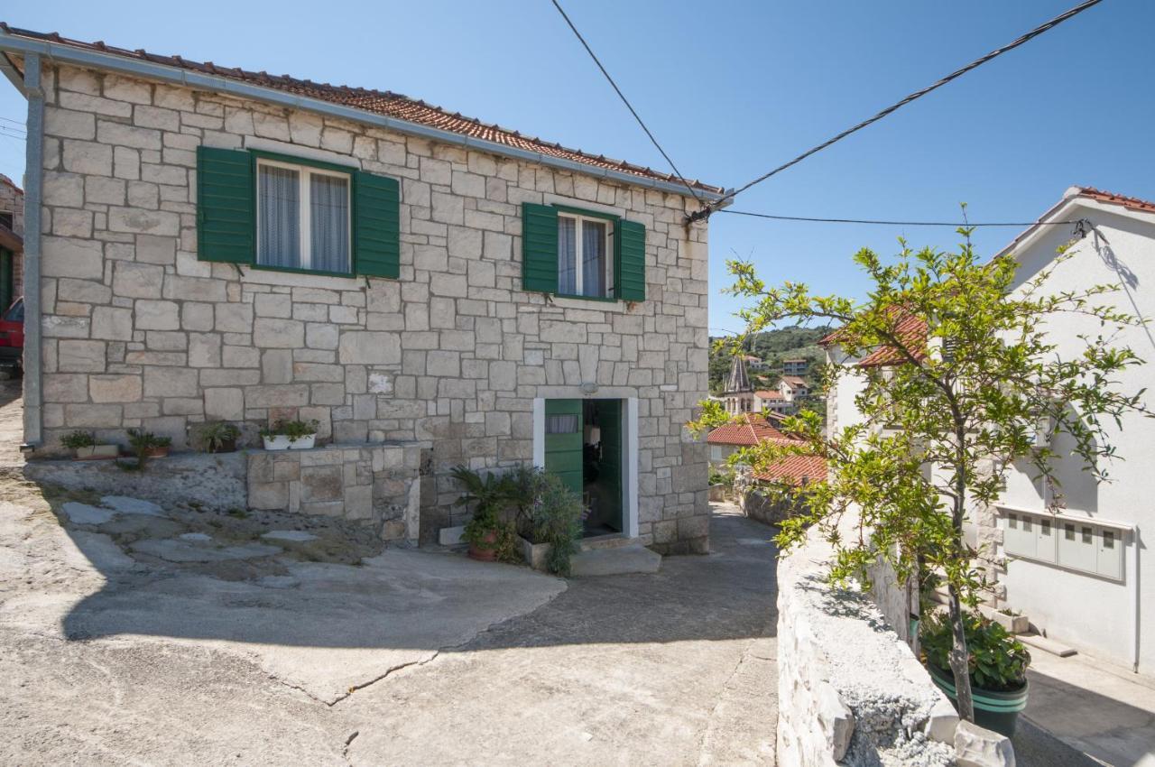 Apartments Gorana Splitska Εξωτερικό φωτογραφία