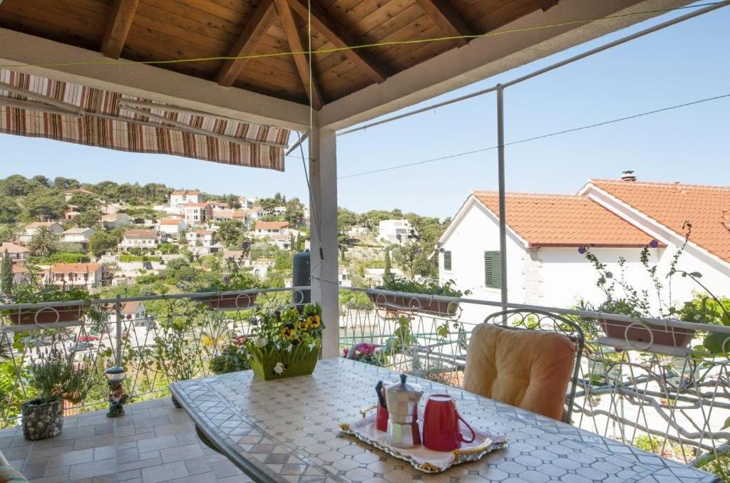 Apartments Gorana Splitska Δωμάτιο φωτογραφία