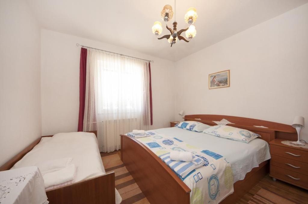 Apartments Gorana Splitska Δωμάτιο φωτογραφία